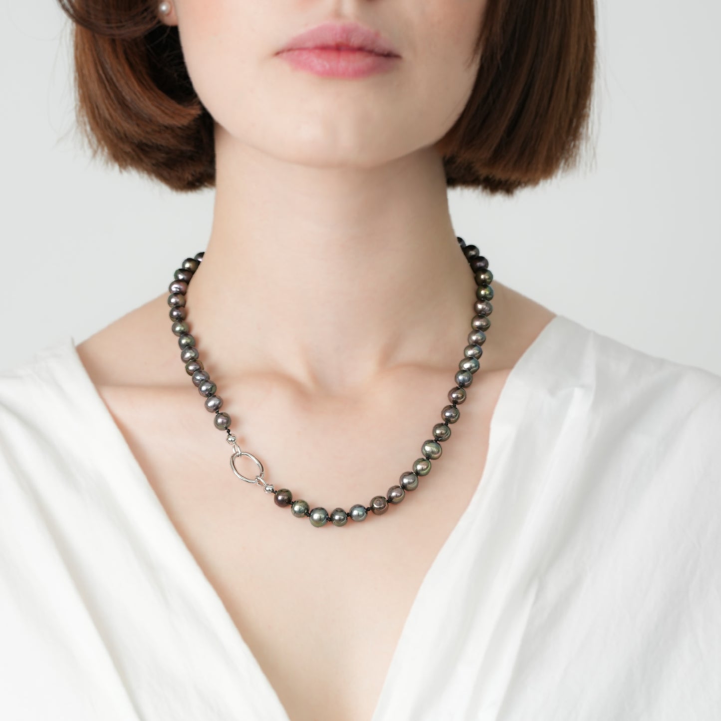 Siyah Düğümlü Çok Renkli İnci